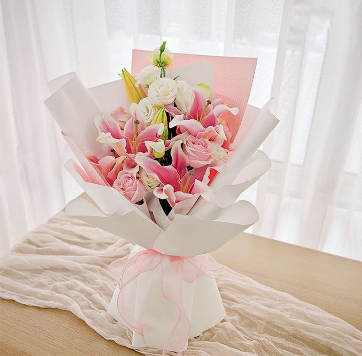 Lilies Bouquet 18