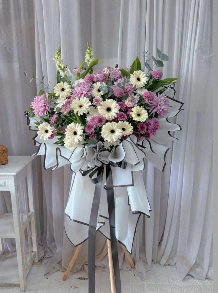 Condolence Flower Stand 60