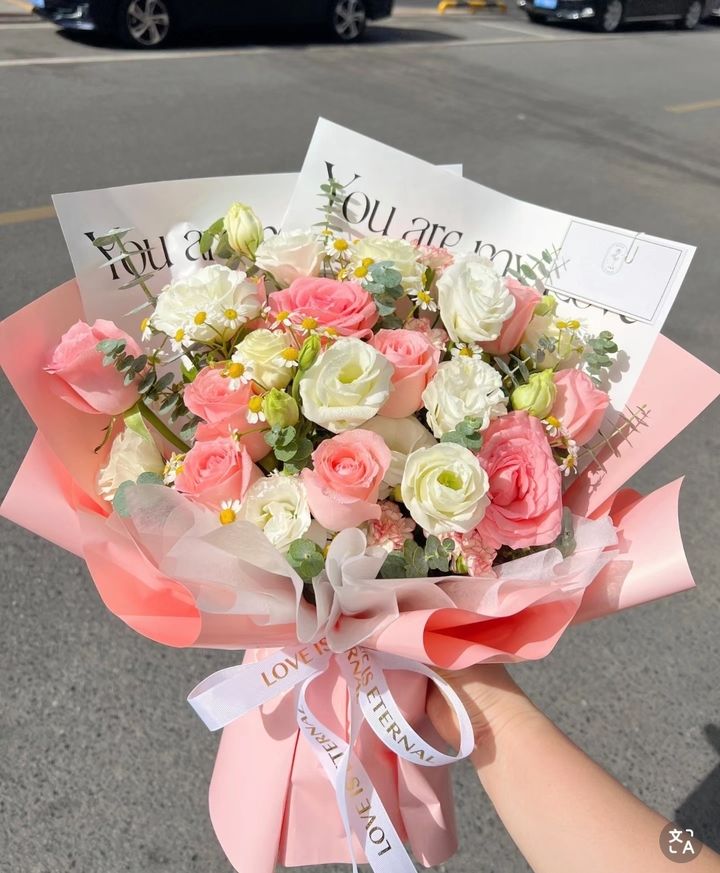 Scarlett Love Bouquet