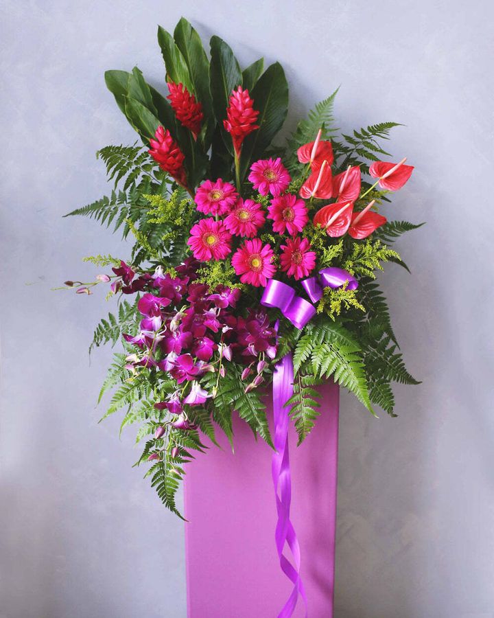 Opening Flower Stand 51