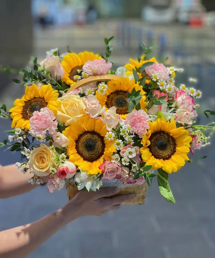 Sunflower Flower Basket
