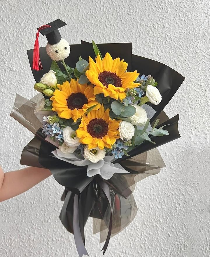 Sunflower Bouquet 19