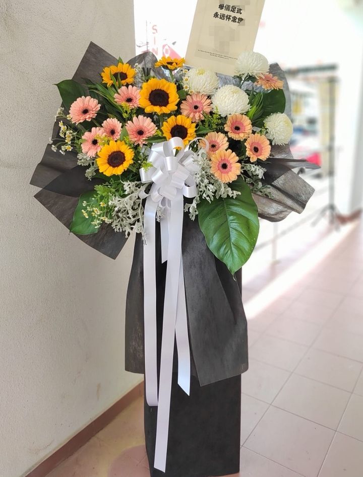 Condolence Flower Stand 51