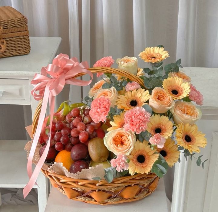 Fruits Flowers Basket 02
