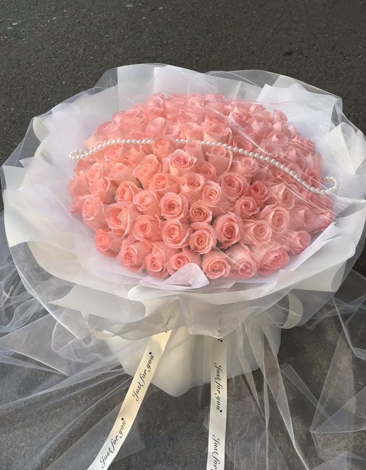 True Love 99 Roses Bouquet