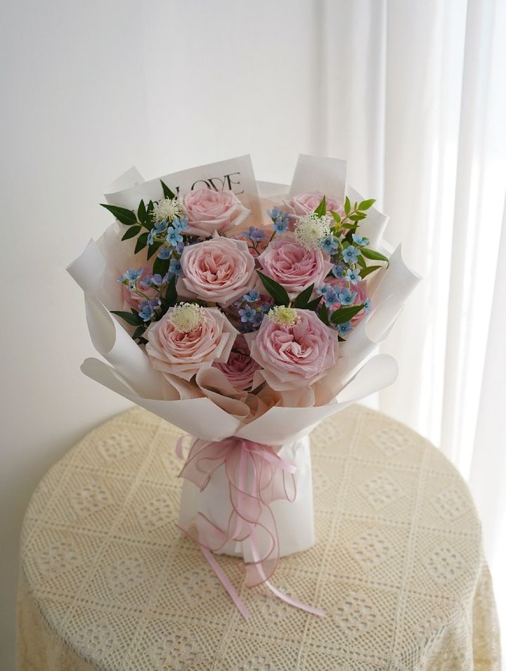 Heartbeat Roses Bouquet-01_edit_31372561880531