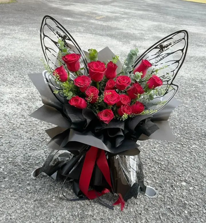 Butterfly Roses Bouquet