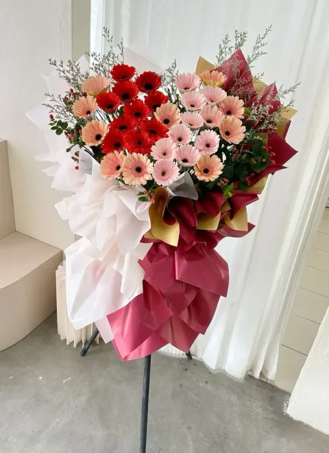 Opening Flower Stand 65