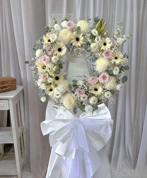 Funeral Funeral Stand 02