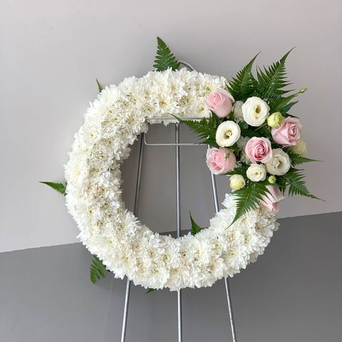 Remembrance Funeral Wreath (Pink Roses)