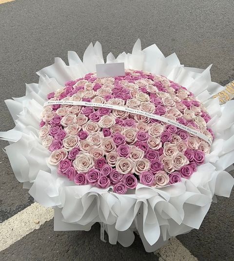 199 Purple Roses Bouquet