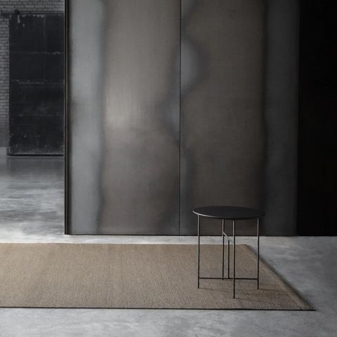 Coast+1323209+nutria-black_170x240+cm_interior