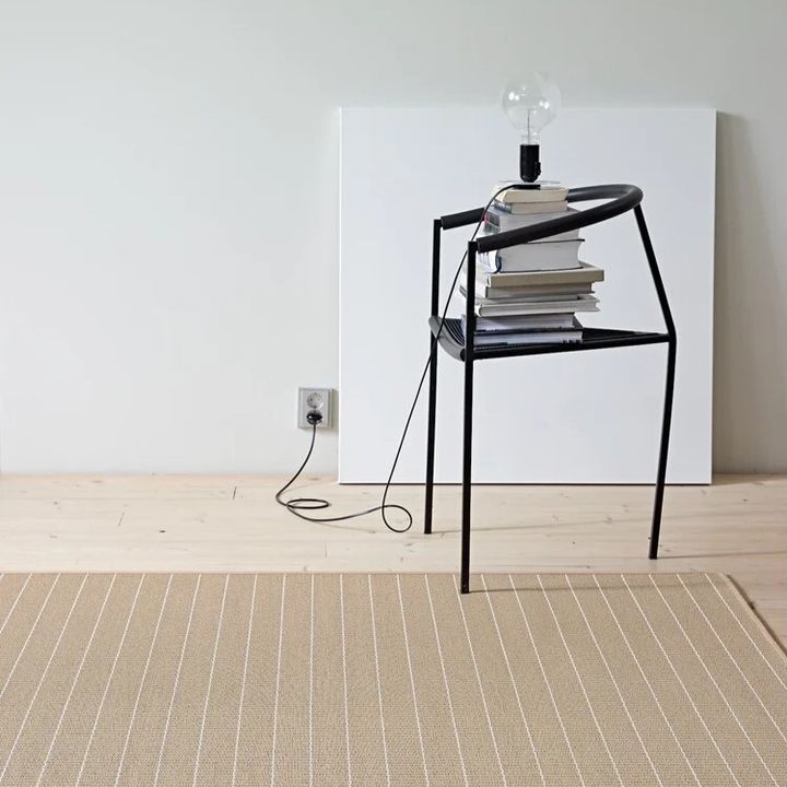 Line+12451_col.+natural-white_narrow+cotton+edging_and+backing_paper+yarn_interior+1_woodnotes