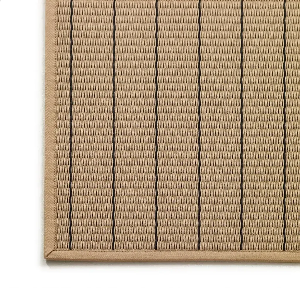 Line+12459_col.+natural-black_narrow_cotton_edging_+natural_and+backing_detail_woodnotes