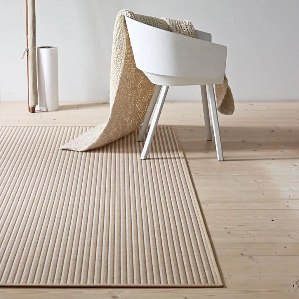 Railway+11651_col.++natural-white_narrow+cotton+edginh_and+backing_paper+yarn_interior_woodnotes