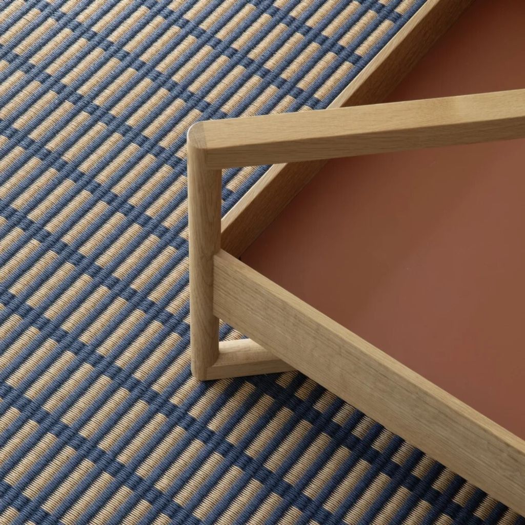New+York+11845_col.+dark+blue-natural_interior+detail+LR