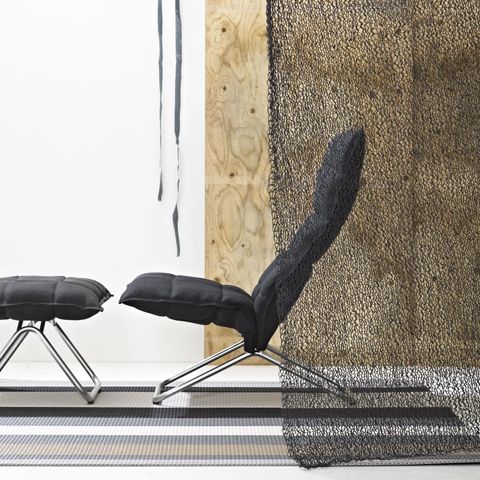 Avenue+1373040_col.+light+grey-graphite_sewn+edges_interior+2_woodnotes