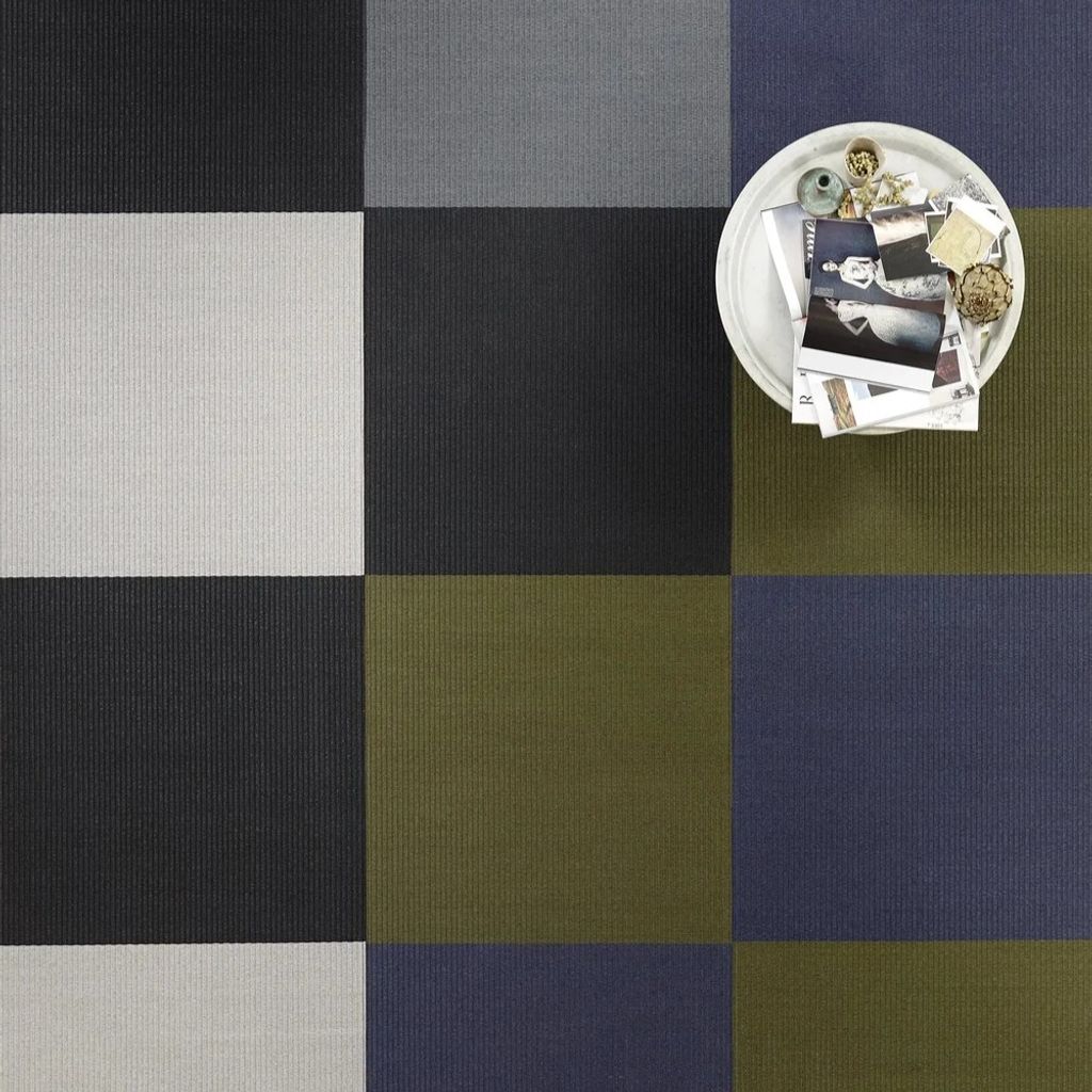 Squareplay_1410000_different+colours_paper+yarn_interior+5_woodnotes
