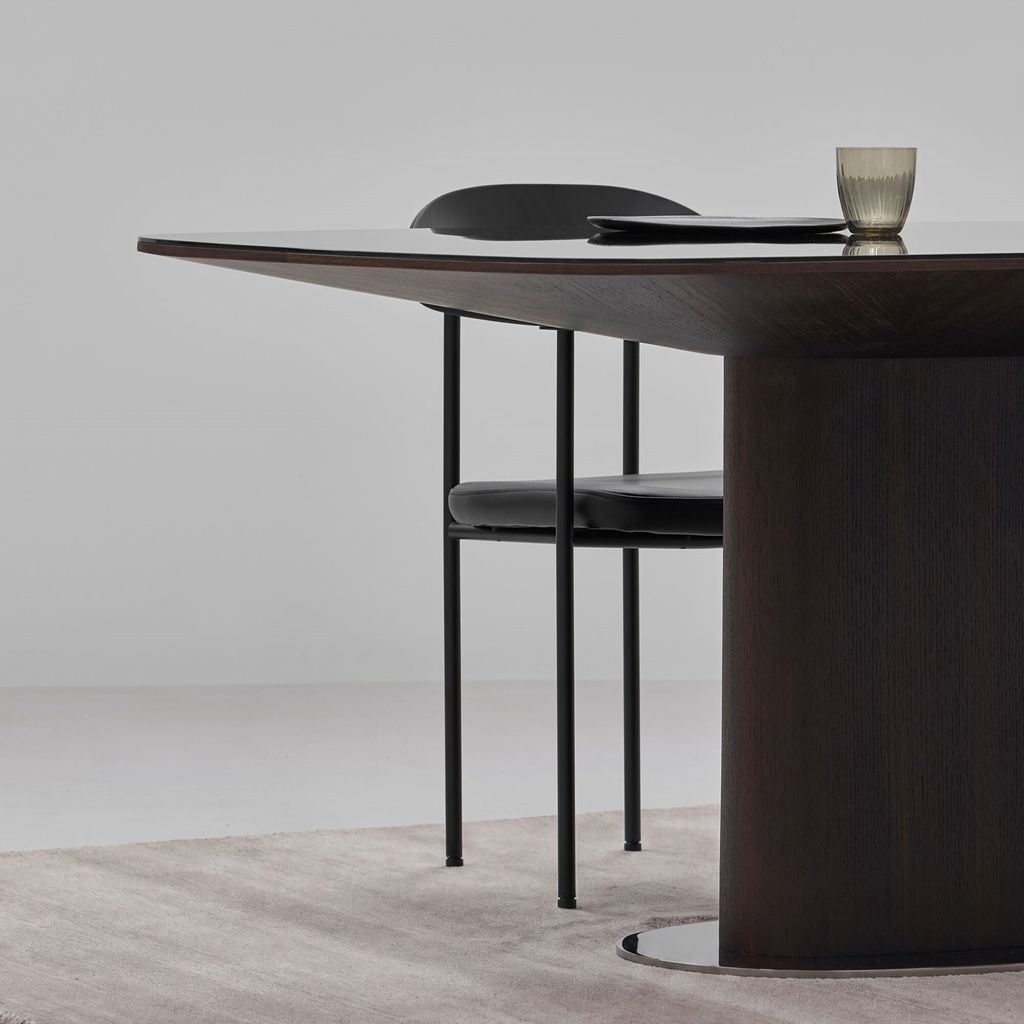 jacksonchameleon-lago-table-11