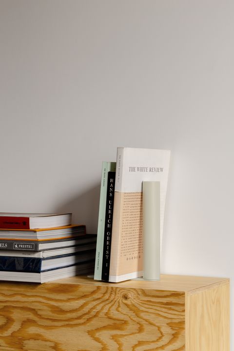 Slim+Bookend+©Esaila-7849.jpg