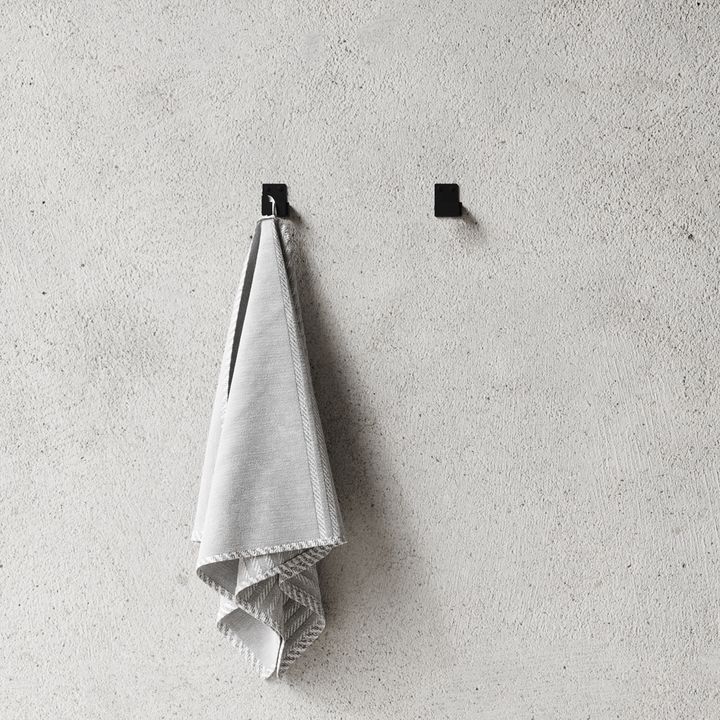 L100103