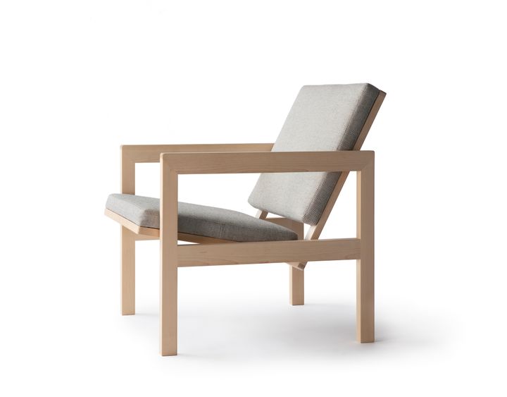 ARKITECTURE YKA1-B-F3 birch, wood oil mix, Kvadrat Molly fabric_side2