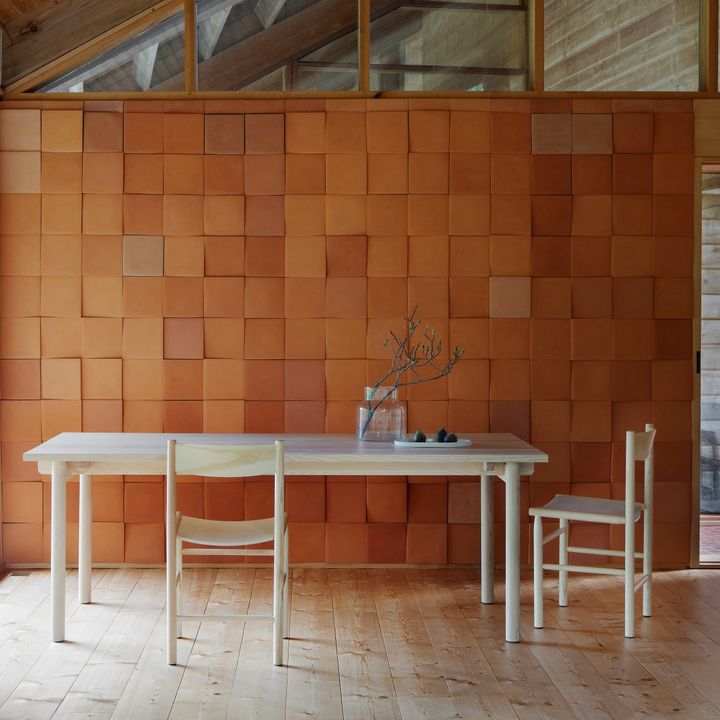 Basic table_2000x900_Akademia chairs_ash_in space