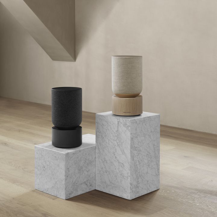 2020_01_BeosoundBalance_Black_Natural