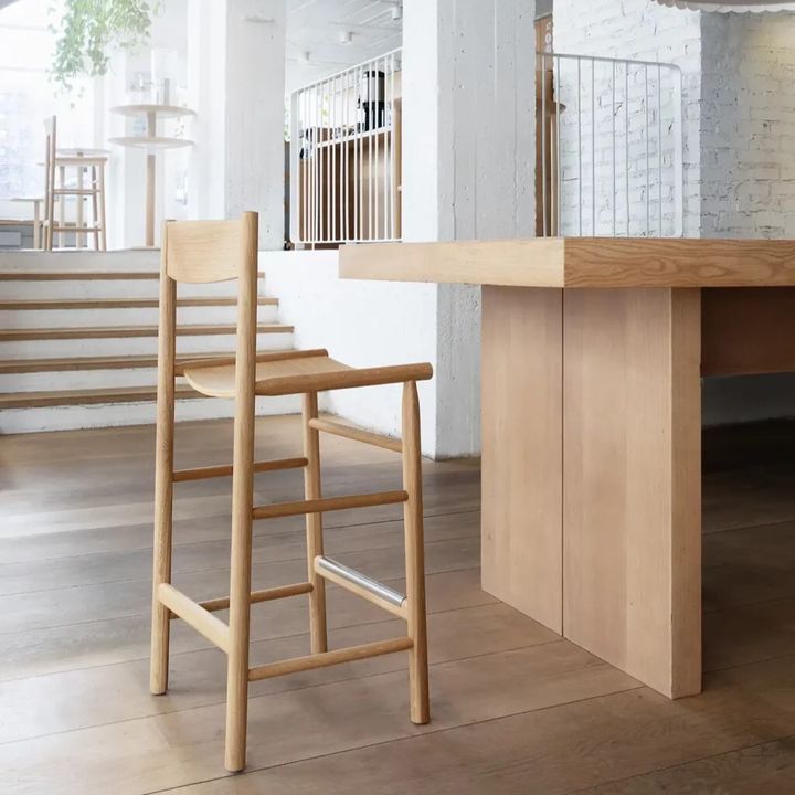 NIKARI-AKADEMIA-HIGH-AKAD-BAR-O-65-oak-space1-1024x1516