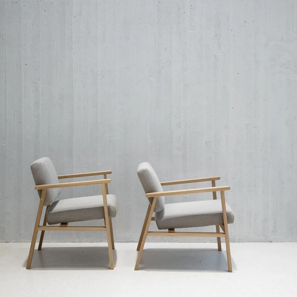 NIKARI-ARCHETYP-LOBBY-LOUNGE-Jasper-Morrison-in-space2