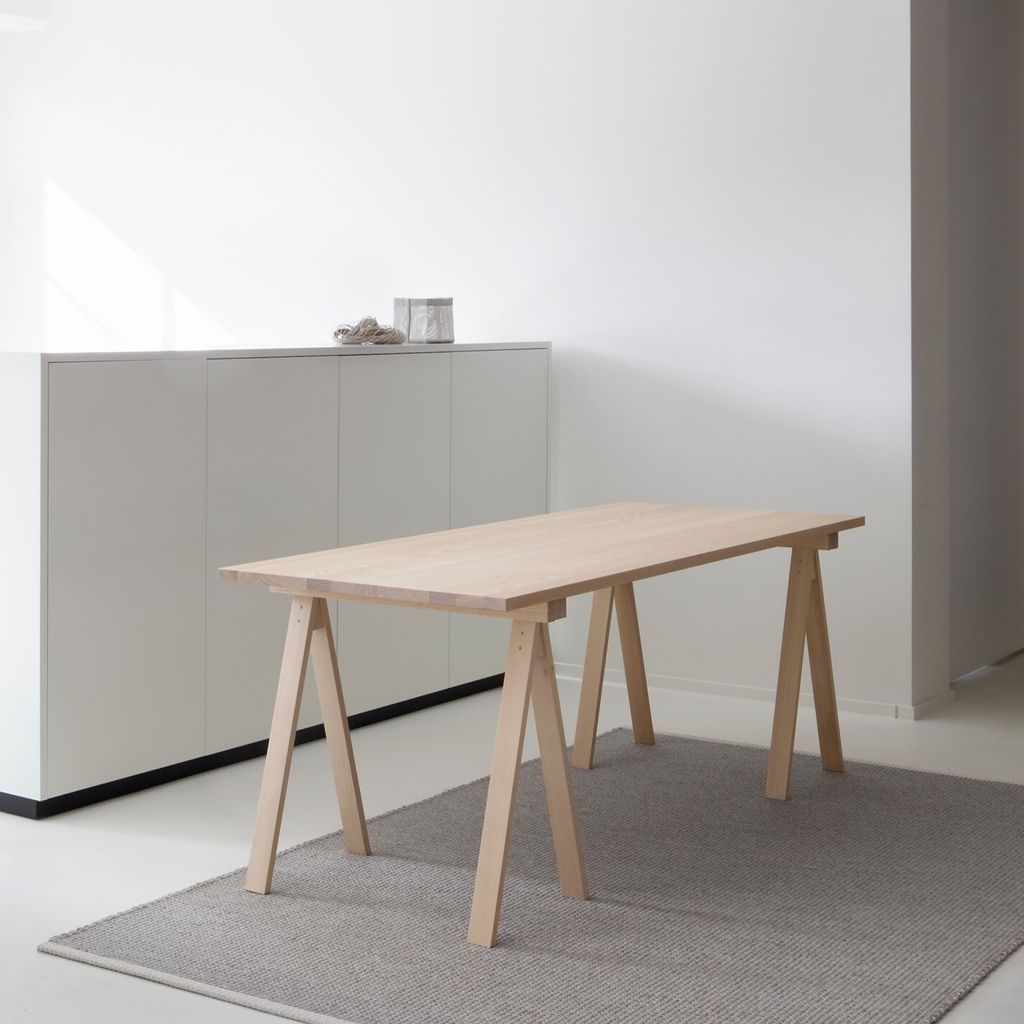 Arkitecture table_ash_in space2