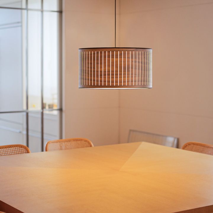 AUTPMG_AUTUMN-PENDANT_AMBIENT_1_HIGH_RES
