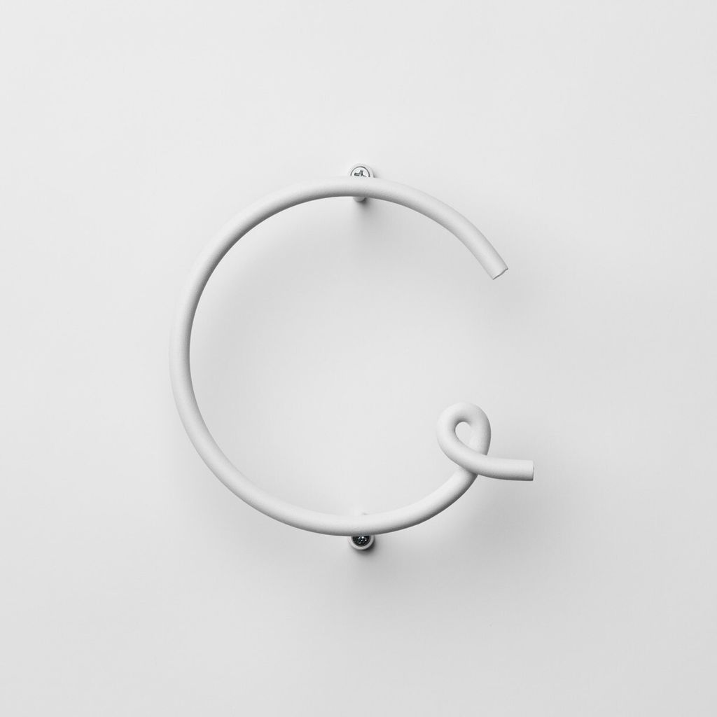NAKNAK_wire_alphabet_ss_white_03_h