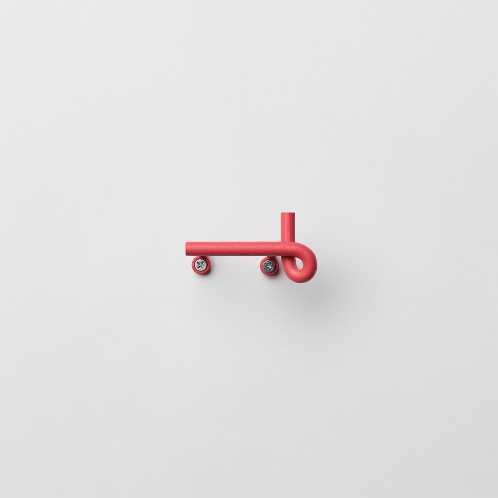 NAKNAK_wire_alphabet_ss_red_08_h