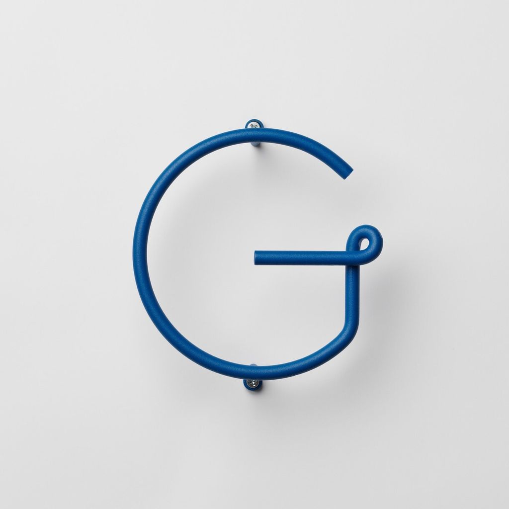 NAKNAK_wire_alphabet_ss_blue_07_h