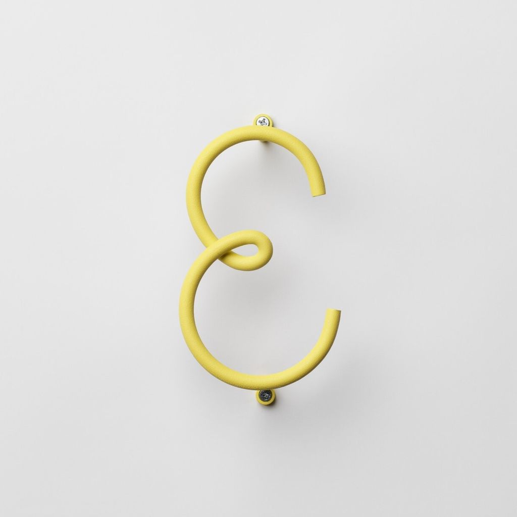 NAKNAK_wire_alphabet_ss_yellow_05_h