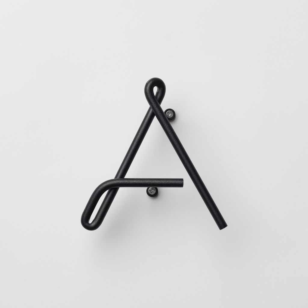NAKNAK_wire_alphabet_ss_black_01_h