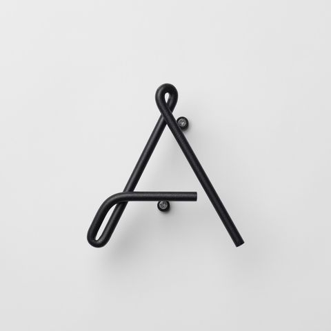 NAKNAK_wire_alphabet_ss_black_01_h