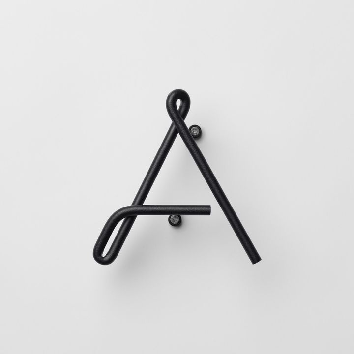 NAKNAK_wire_alphabet_ss_black_01_h