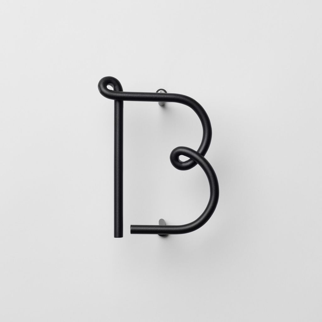 NAKNAK_wire_alphabet_ss_black_02_h