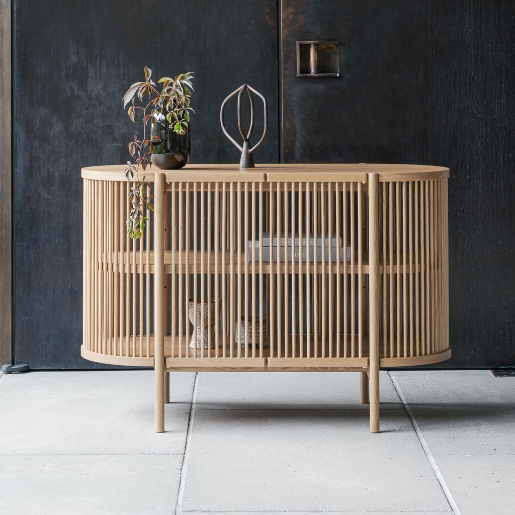 poiat-bastone-petit-oak-with-doors-2