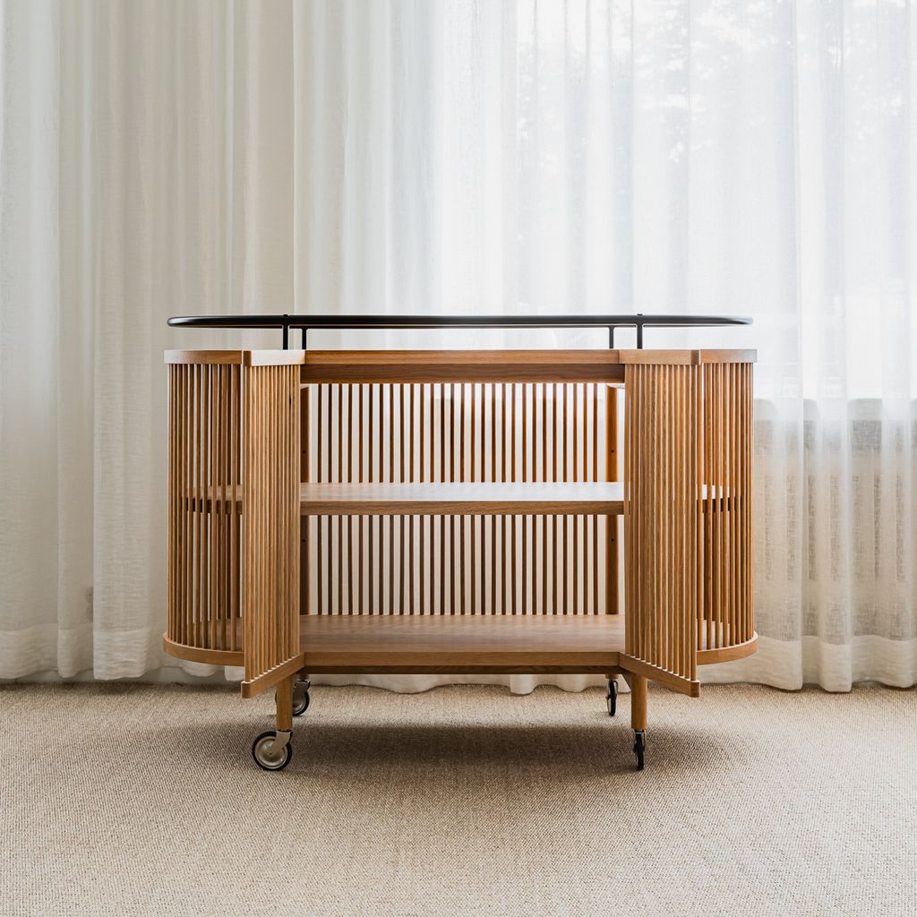 poiat-bastone-bar-trolley-oak-2