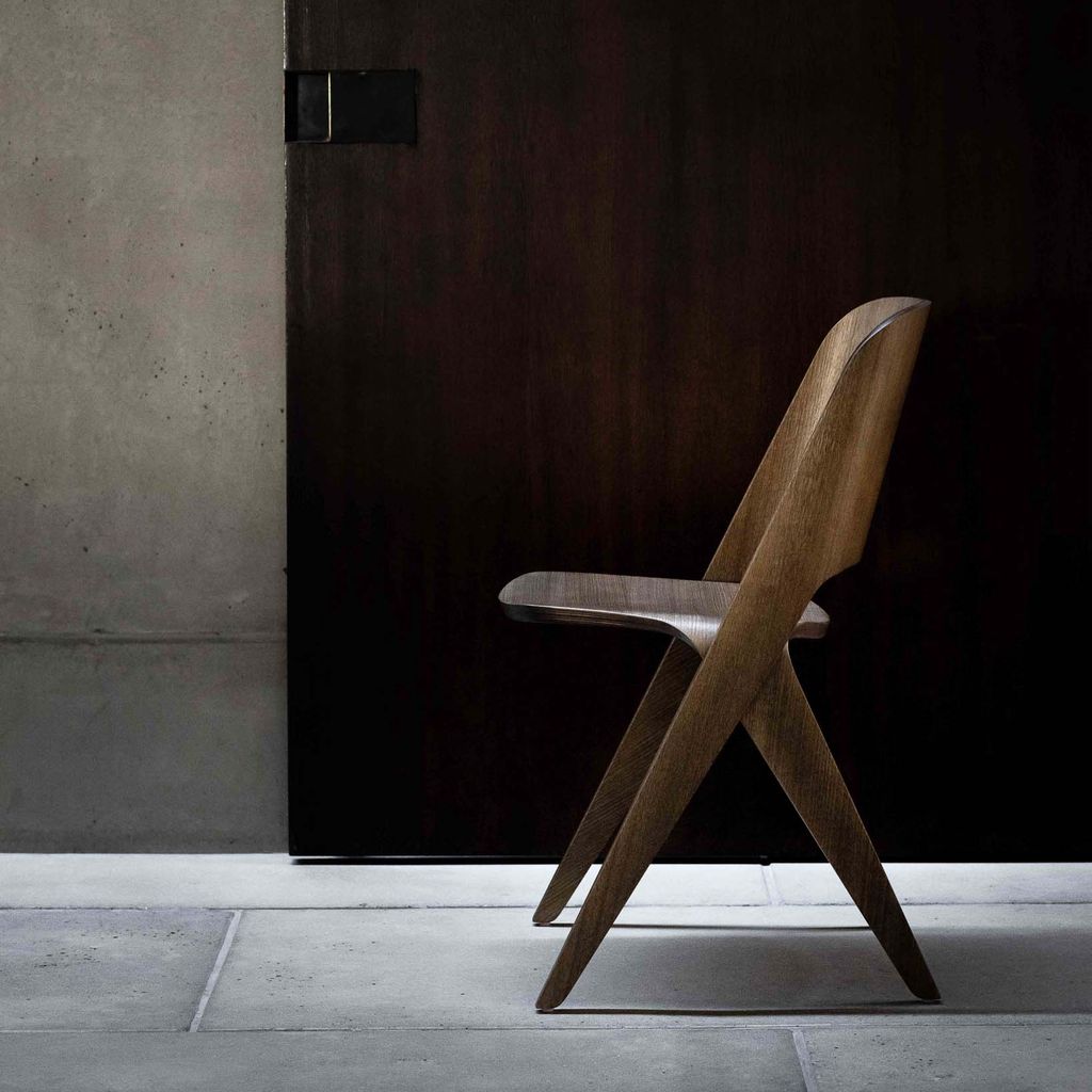 poiat-lavitta-chair-dark-oak-3