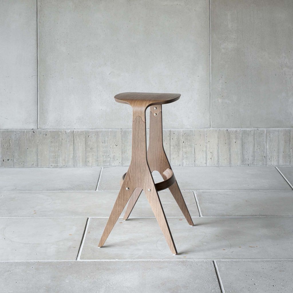 poiat-lavitta-bar-stool-dark-oak-3