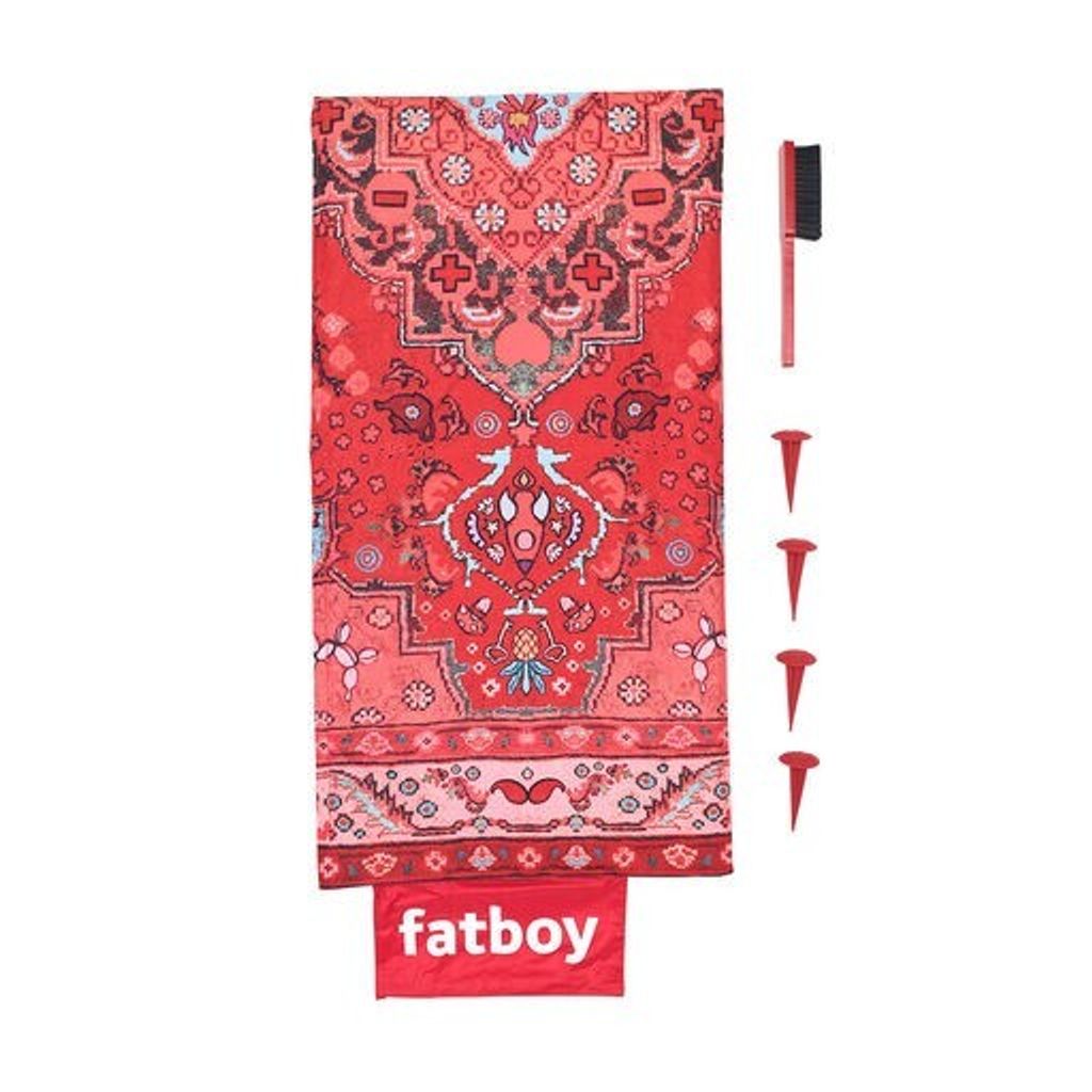 fatboy-picnic-lounge-red-1920x1280-whatsinthebox-07-101226