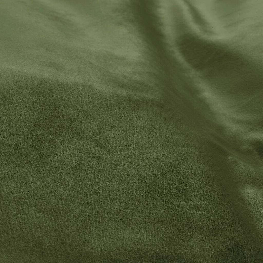 fatboy-sumo-sofa-grand-velvet-recycled-deep-green-closeup-01-700034