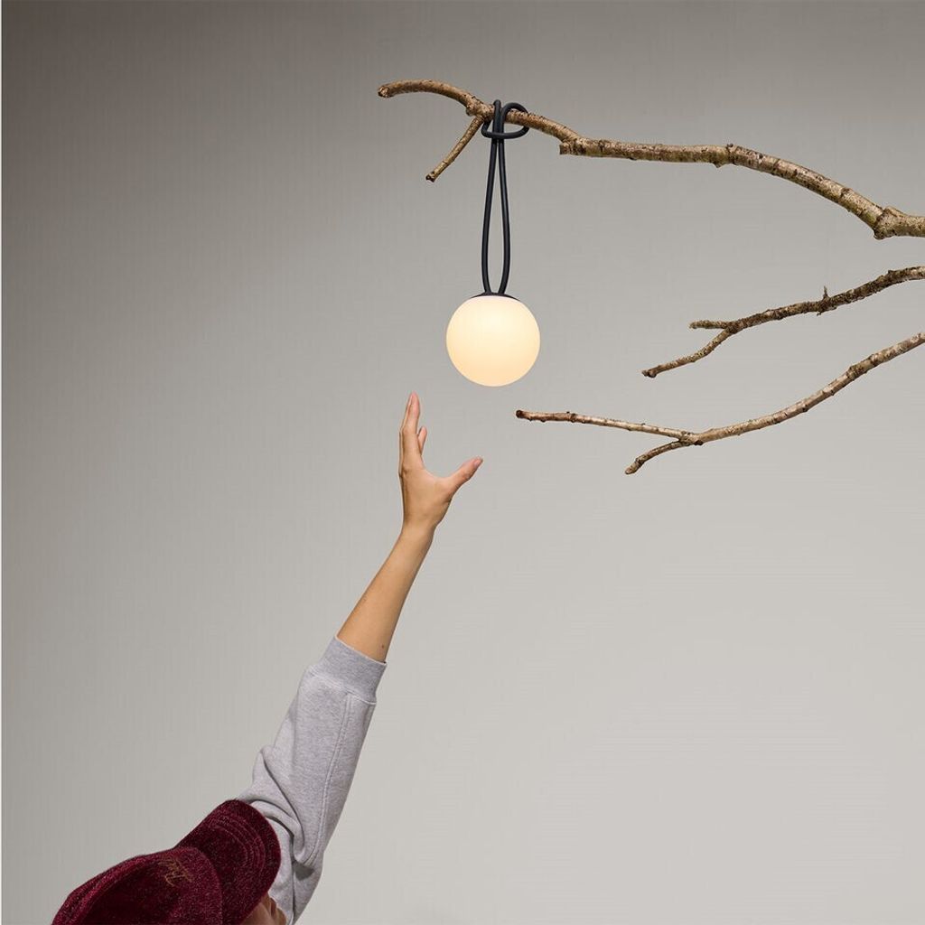 fatboy-bolleke-mini-la-surprise-anthracite-1920x1280-masterpiece-04-106703