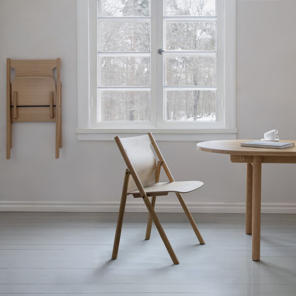 FANEERI_oak_in_space_1