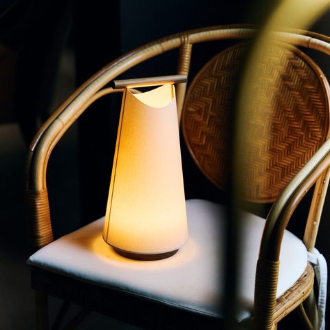 CATPNI_CATAY-PORTABLE-INDOOR_AMBIENT_1_LOW_RES正方