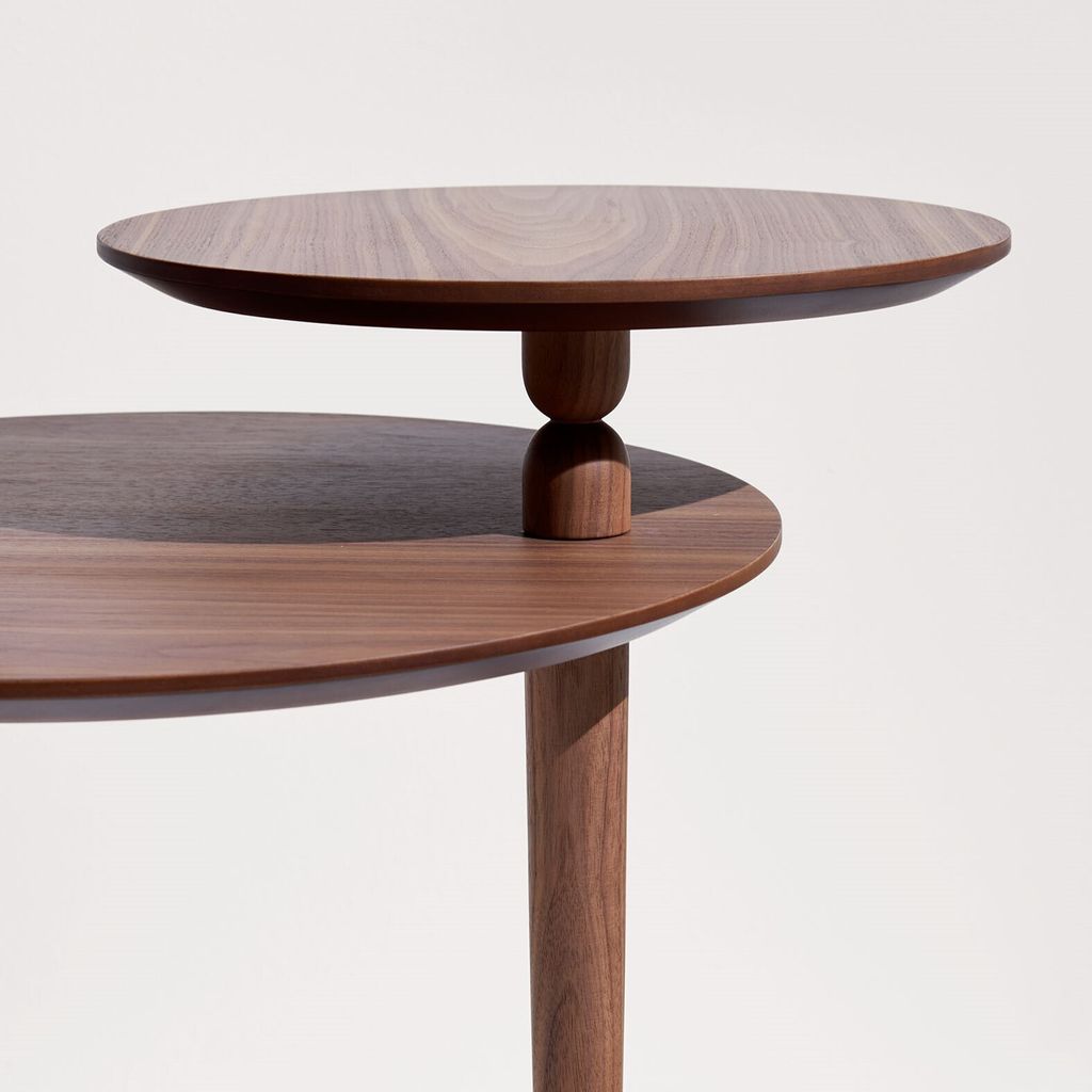 VANME_MESA_VAIVÉN_NOGAL_DETALLE